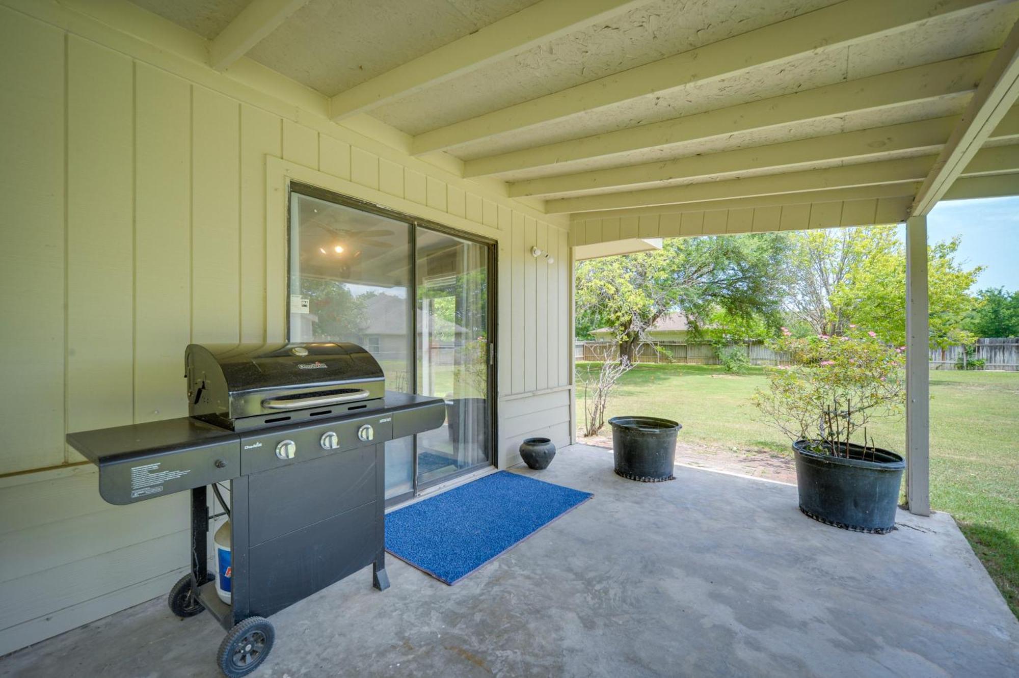 Mcqueeney Vacation Rental About 10 Mi To New Braunfels Exterior photo